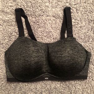 38D Victoria’s Secret Sports Bra